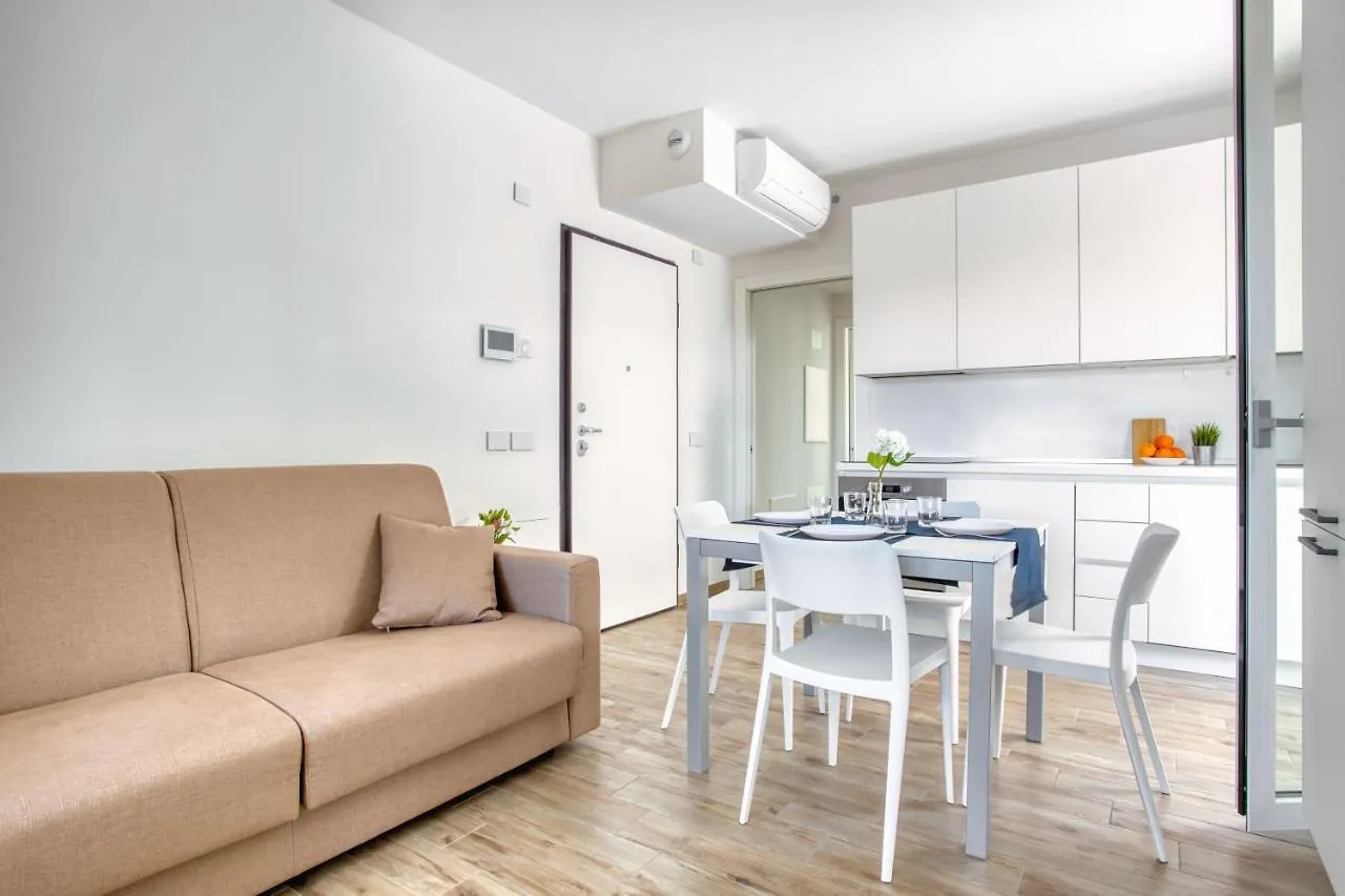 Just Urban Stays - Apartment With 90Sqm Terrace - Solari Milano İtalya