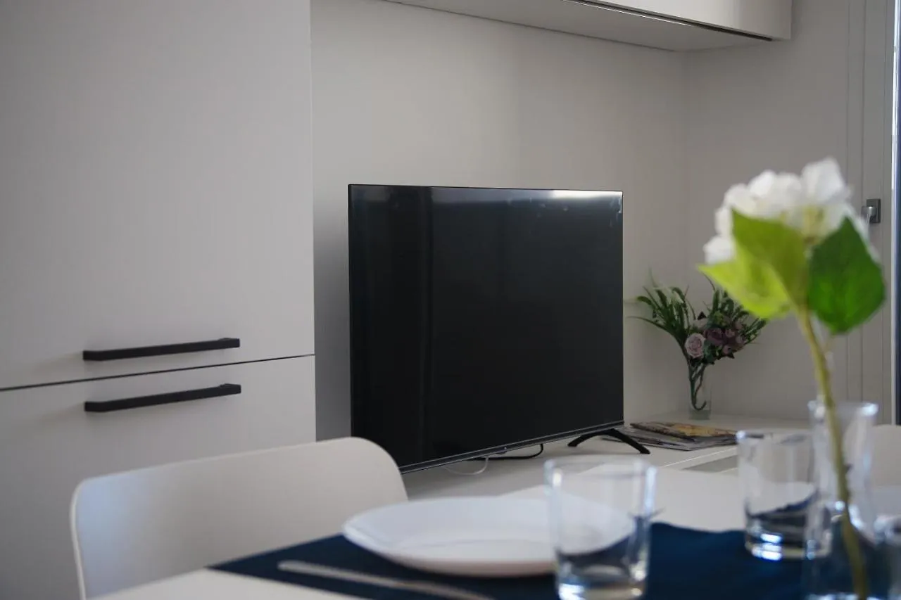 Just Urban Stays - Apartment With 90Sqm Terrace - Solari Milano