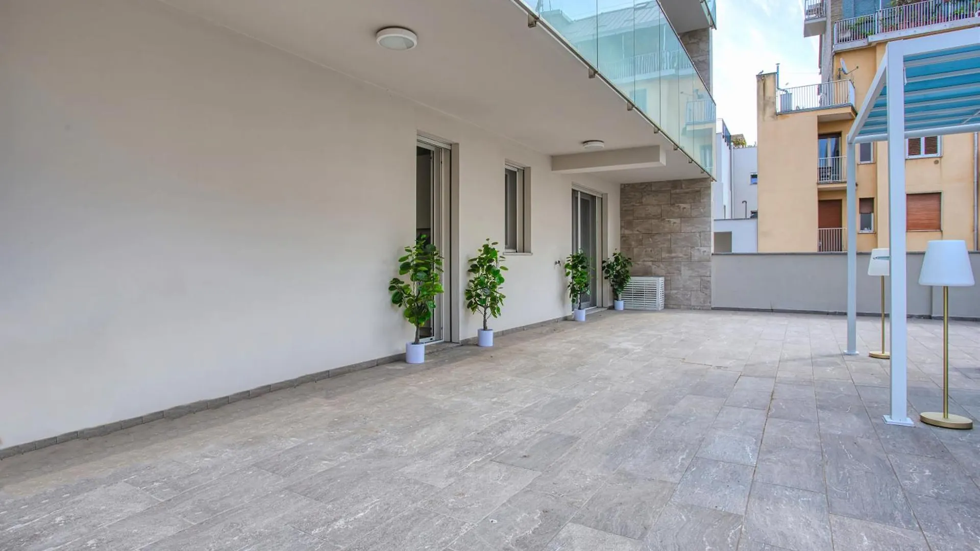 Just Urban Stays - Apartment With 90Sqm Terrace - Solari Milano İtalya